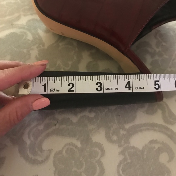 Sold on another platform - Picture 7 of 8